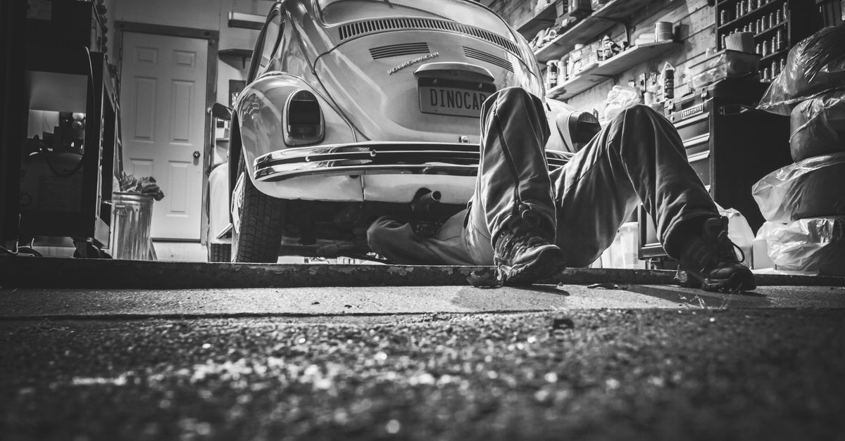 Car Lockout Service — Roy Locksmiths